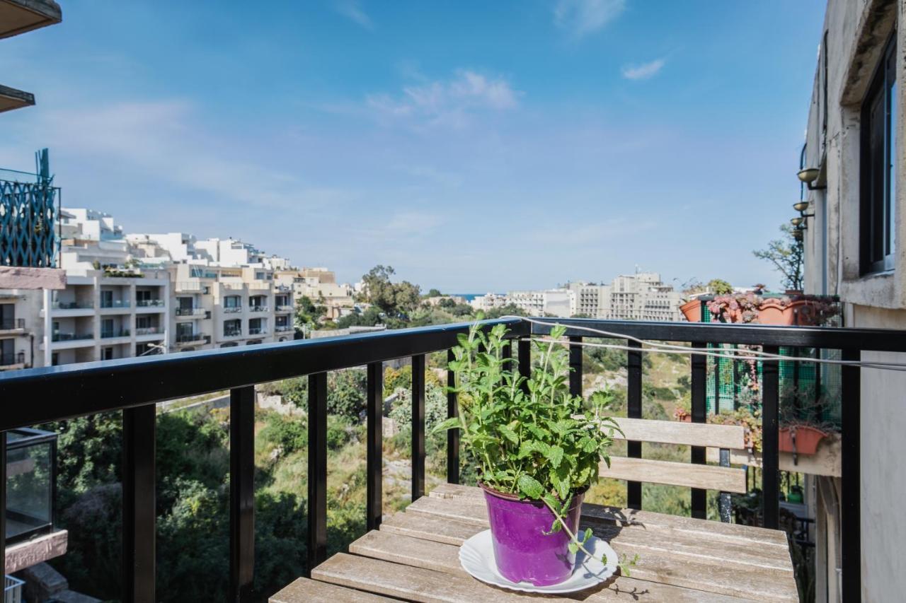 Stylish 3 Bedroom Apartment - St. Julians - 5 Mins From Balluta Bay San Ġiljan Buitenkant foto