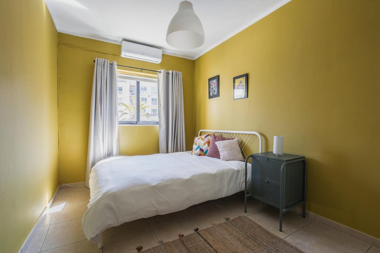 Stylish 3 Bedroom Apartment - St. Julians - 5 Mins From Balluta Bay San Ġiljan Buitenkant foto